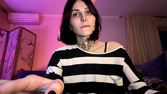 SweetFemBoyy Webcam show