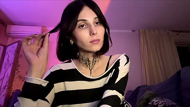 Webkamerová show SweetFemBoyy