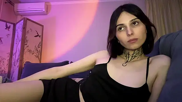 SweetFemBoyy webkamerás műsora