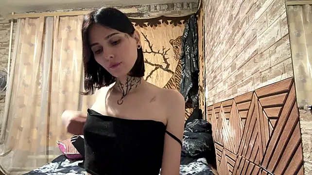 SweetFemBoyy Webcam show