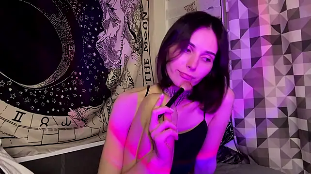 SweetFemBoyy Adlı Modelin Web Kamerası Şovu