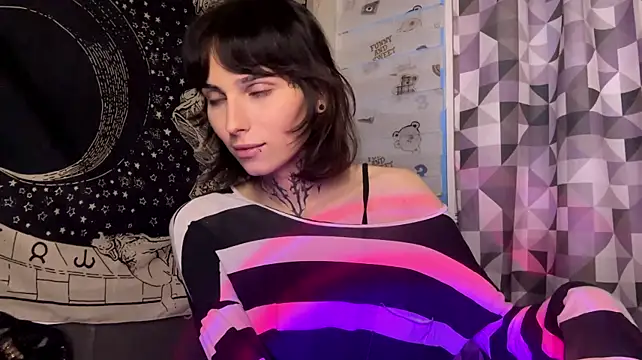عرض كام SweetFemBoyy
