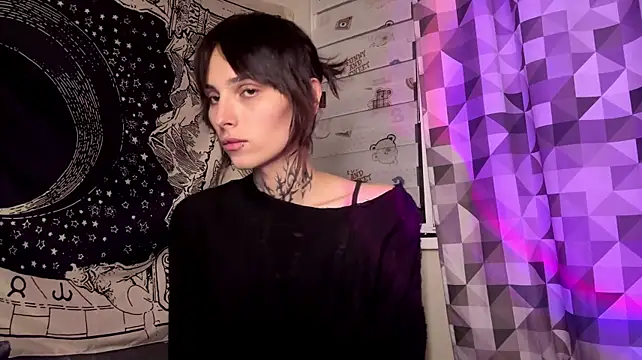 SweetFemBoyy Pertunjukan Webcam