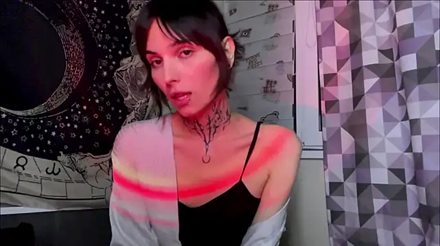 SweetFemBoyy: вебкам-шоу