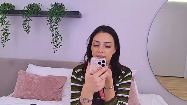 TianaFoxy Webcam show