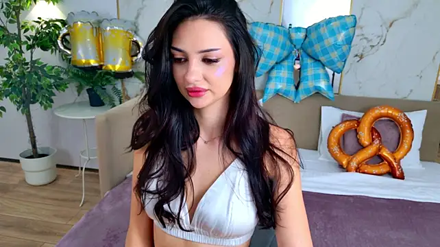 TianaFoxy's Webcam Show