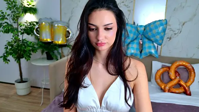 TianaFoxy: вебкам-шоу