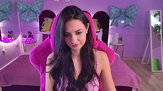 TianaFoxy's Webcam Show