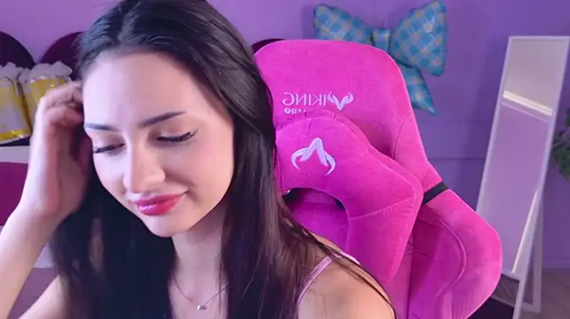دردشة TianaFoxy الجنسية المباشرة