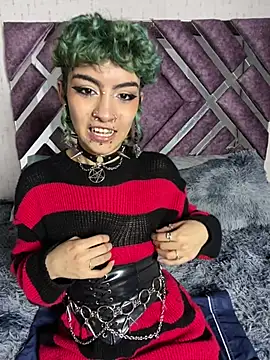Rithsy_Coren Webbikameraesitys