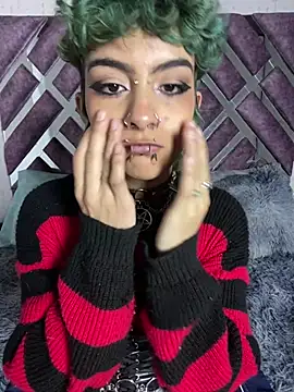 Rithsy_Core Show in webcam