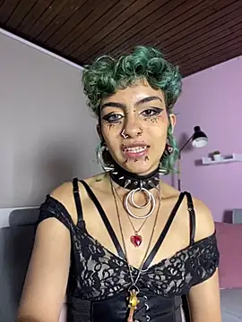 Rithsy_Core Show in webcam