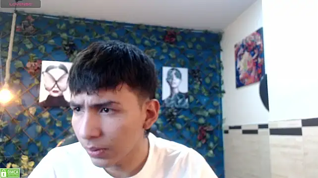 Leo_Royce webkamerás műsora