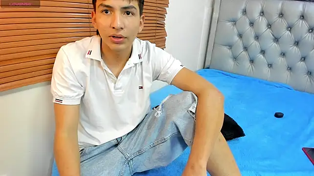 Show de Leo_Royce na webcam