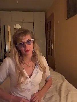 Show modela lysijaa na web-kameri