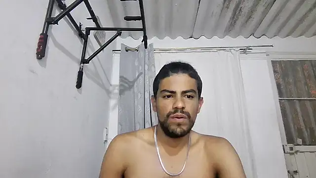 Show modela JBond007BBC na web-kameri