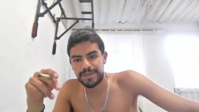 Show modela JBond007BBC na web-kameri