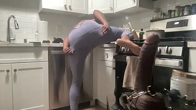 Pokazy przed kamerką – freakyblackguy420