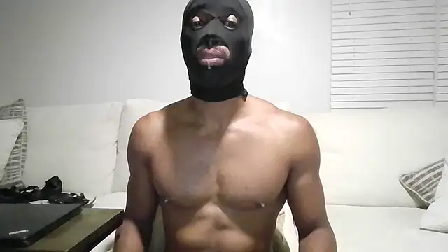 freakyblackguy420's Webcam Show
