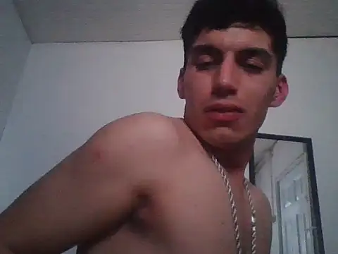 Show modela Nikokleinn na web-kameri