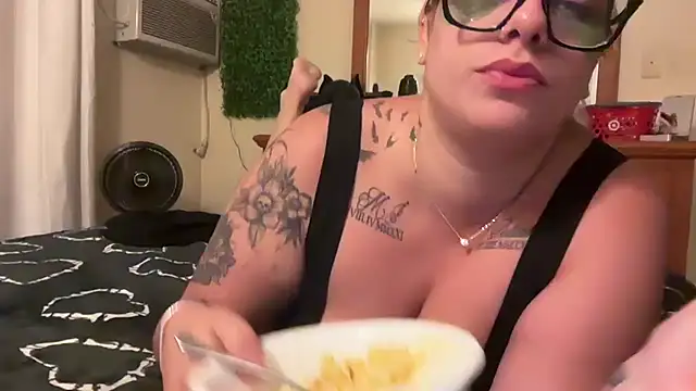 Show de lolagirl7 na webcam