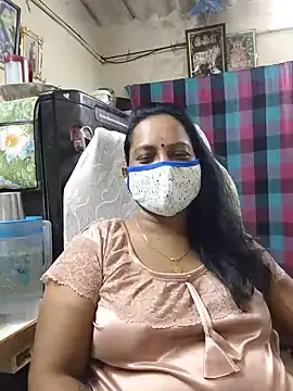salukutty 在線直播表演