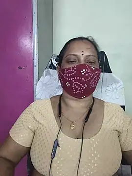 Show de salukutty na webcam