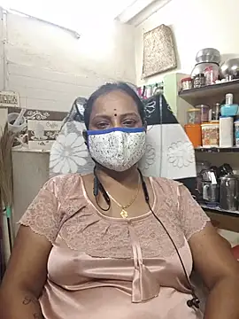 Show de salukutty na webcam