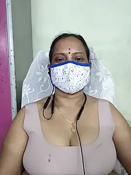 salukutty 网络视讯表演