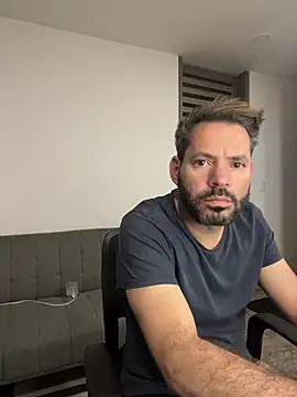 JUANHONEYn Webbikameraesitys