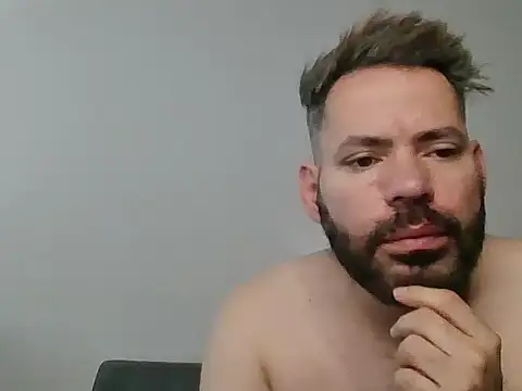 JUANHONEYn Webbikameraesitys
