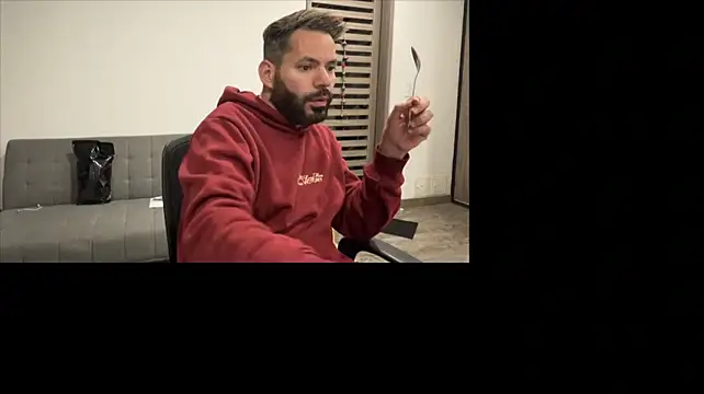 JUANHONEY Show in webcam