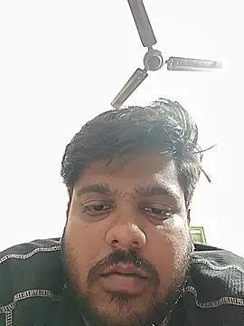 Cutehornyyboiy Webcam Show