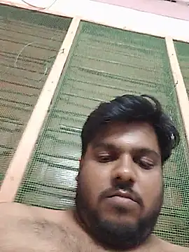 Cutehornyyboiy's Webcam Show