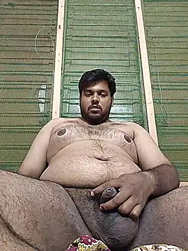 Cutehornyyboiy Webcamshow