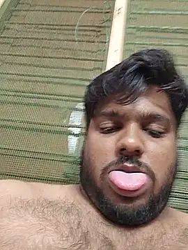 عرض كام Cutehornyyboiy