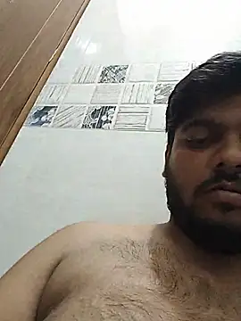 Cutehornyyboiy 在線直播表演