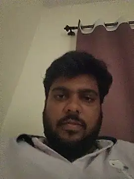 Cutehornyyboiy's Webcam Show