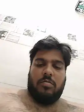 Cutehornyyboiy's Webcam Show