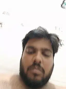 Cutehornyyboiy Webcam show