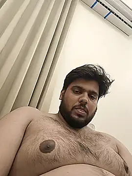 Cutehornyyboiy Webcamshow