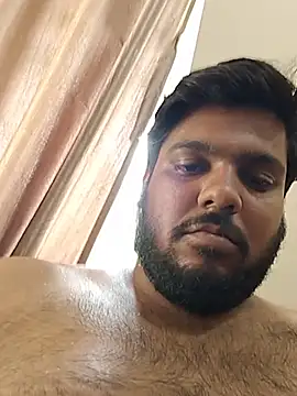 عرض كام Cutehornyyboiy