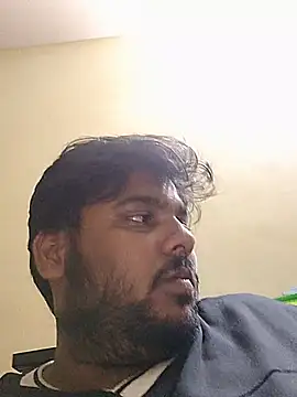 Pertunjukan Kamera Web Cutehornyyboiy