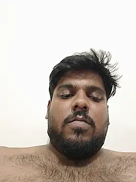 Hornyydoggg webcam show