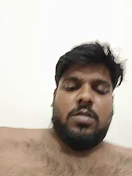 Hornyydoggg Show Webcam