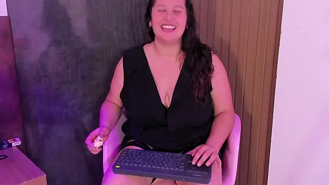 Show de Selene_tea na webcam