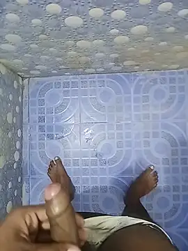 HornyYounger: διαδικτυακό σόου στην κάμερα
