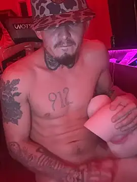Show modela C5ive2Nasty na web-kameri
