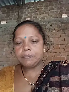 mirchibhabhi38 Pertunjukan Webcam