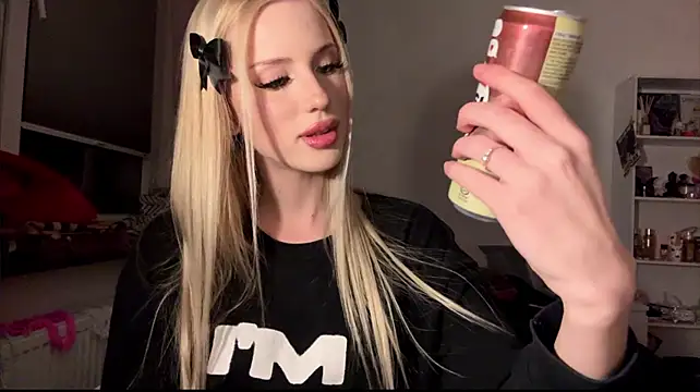 Alicekittyy Webcam-Show